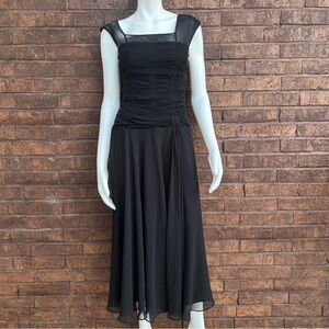 signature by sangria Woman’s elegant Black Dress Sz 4